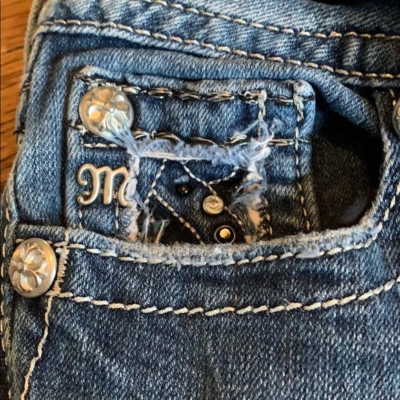 👖🎈HP👖🎈Miss Me bootcut Jeans - Picture 2 of 8